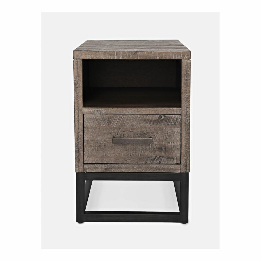 Willow Oak Chairside Table Living Room